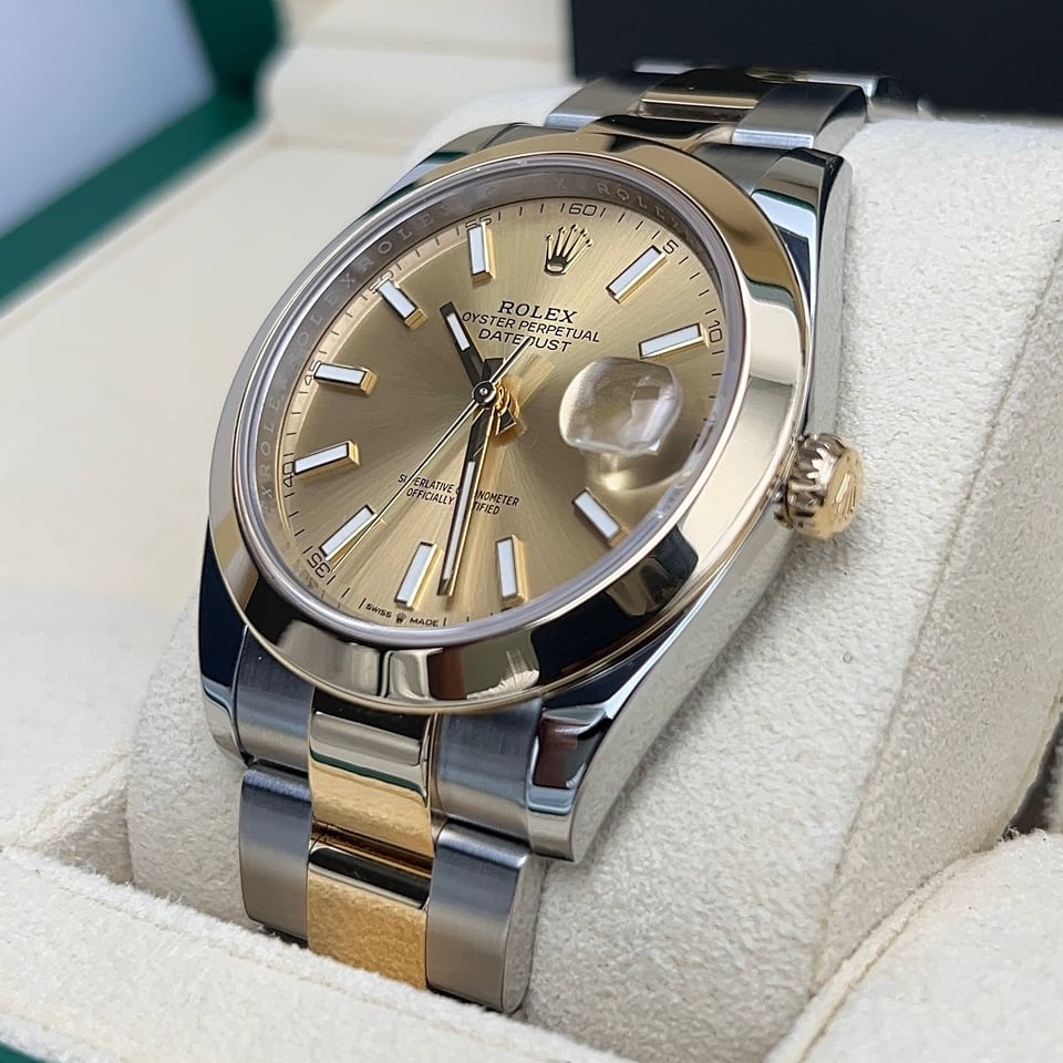 [Superclone] Rolex Datejust 41mm Champagne-Colour Dial Smooth Oyster 126303 view 4