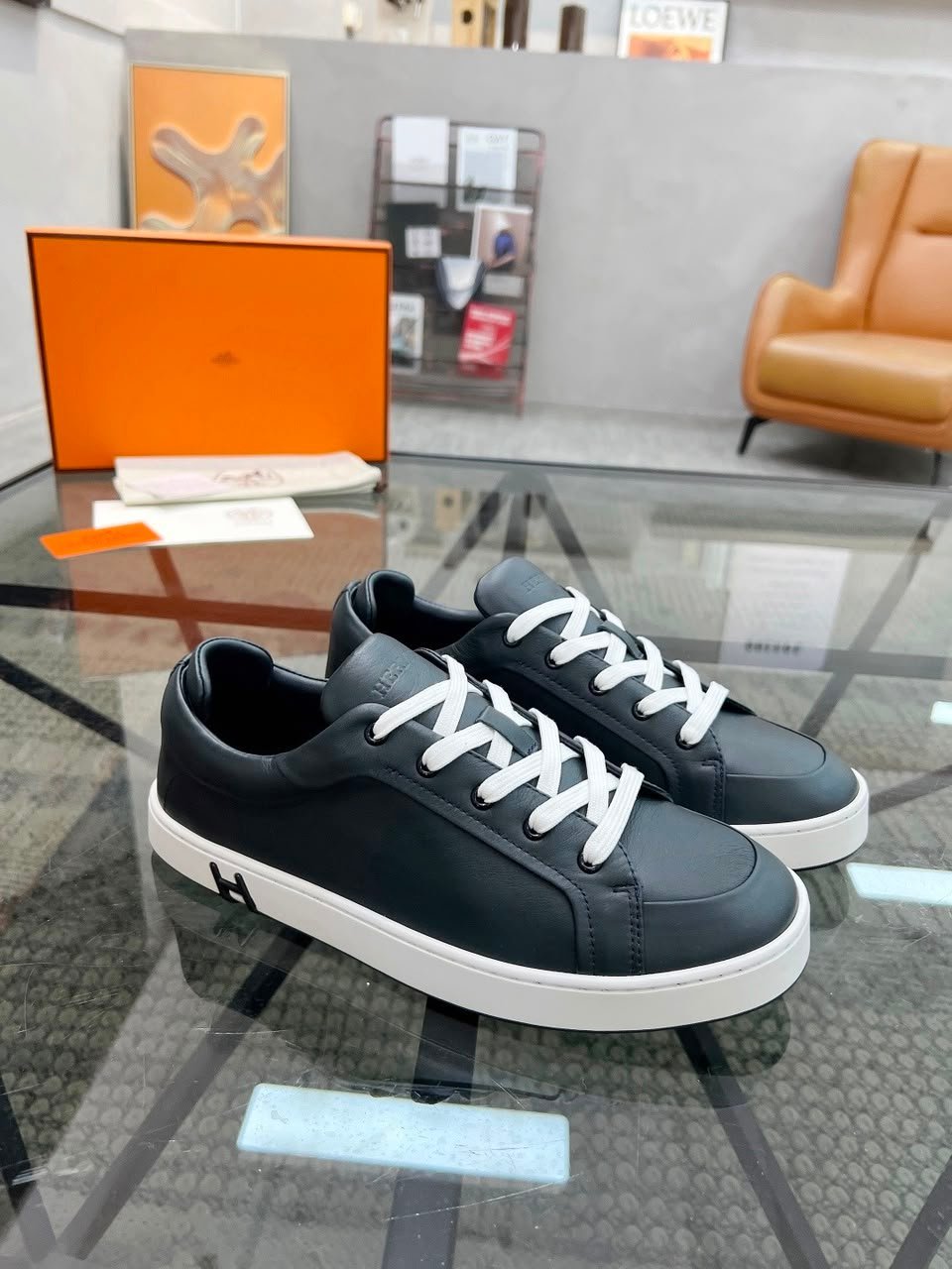 Hermes Kid Sneakers Noir Color Goatskin H251929ZH01410 view 4
