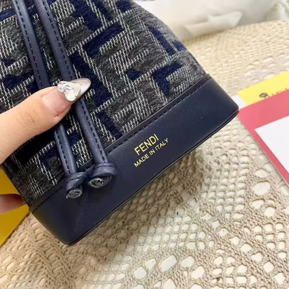 Fendi Mon Tresor Ff Chenille Mini Bag Dark Blue 21Cm view 4