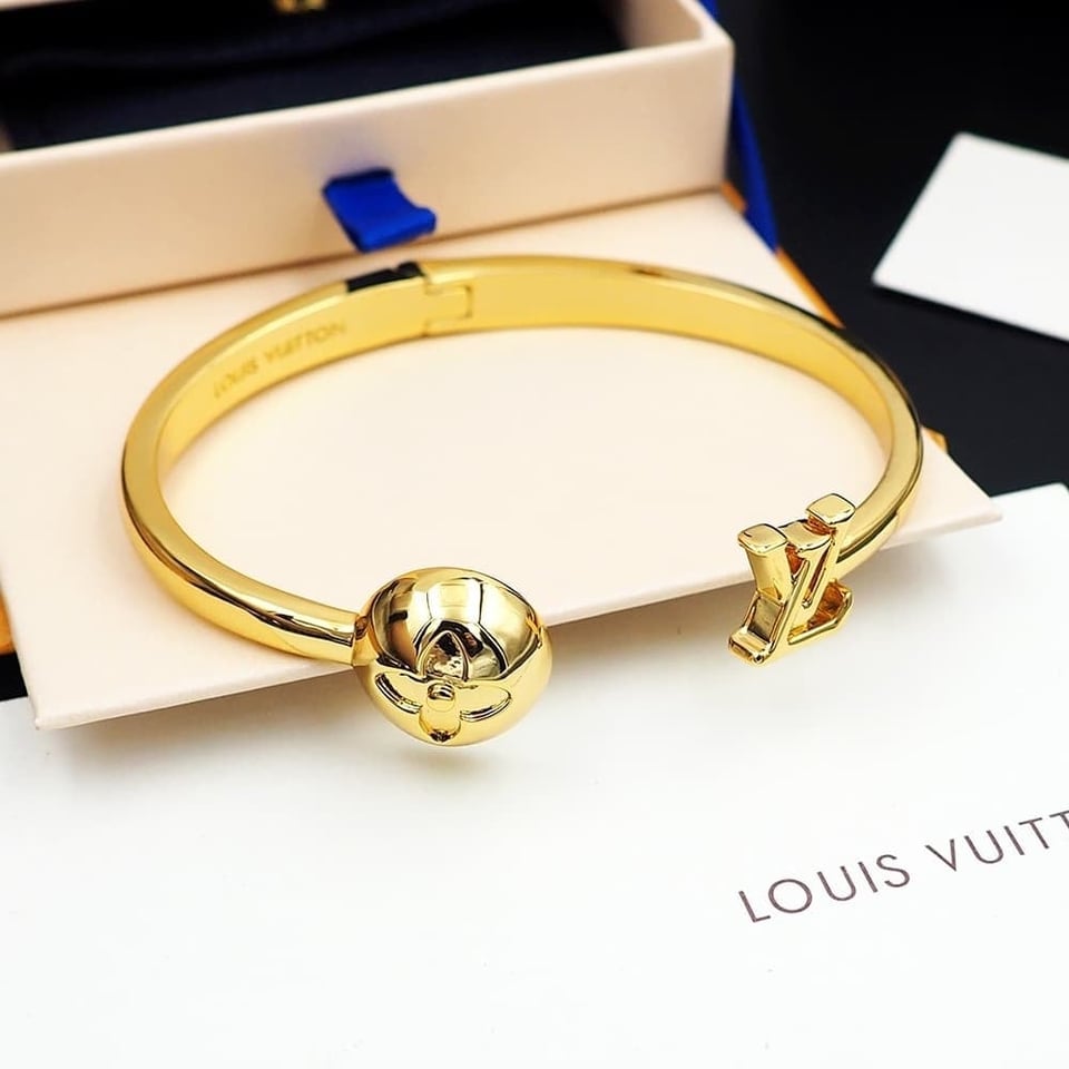 Louis Vuitton Cuff Braclet Gold view 6