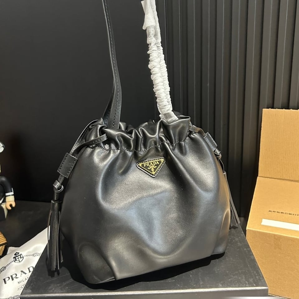 Prada Nappa Leather Shoulder Bag Black 23Cm view 4