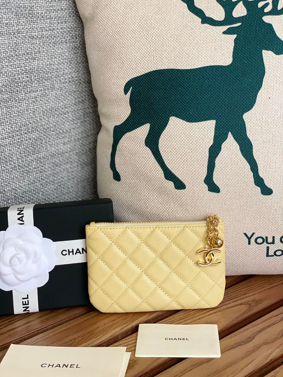 Chanel Zipped Wallet 14Cm Yellow Caviar Gold Hardware view 7