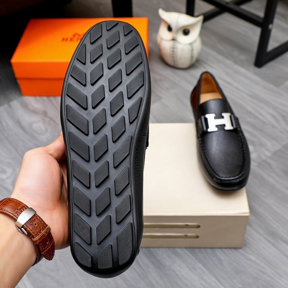 Hermes Men’S Loafer Moccasin Leather With H Silver Black view 10