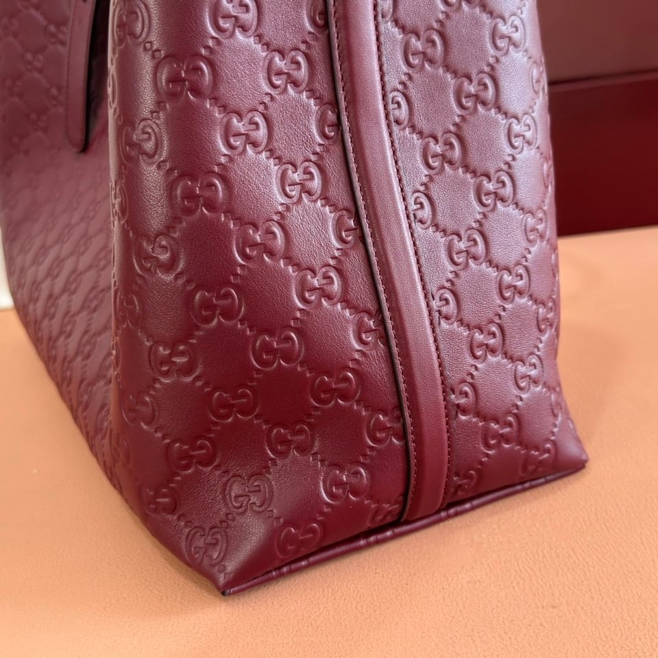 Gucci Rosso Ancora GG Embossed Leather Tote Bag 38cm/15in view 8