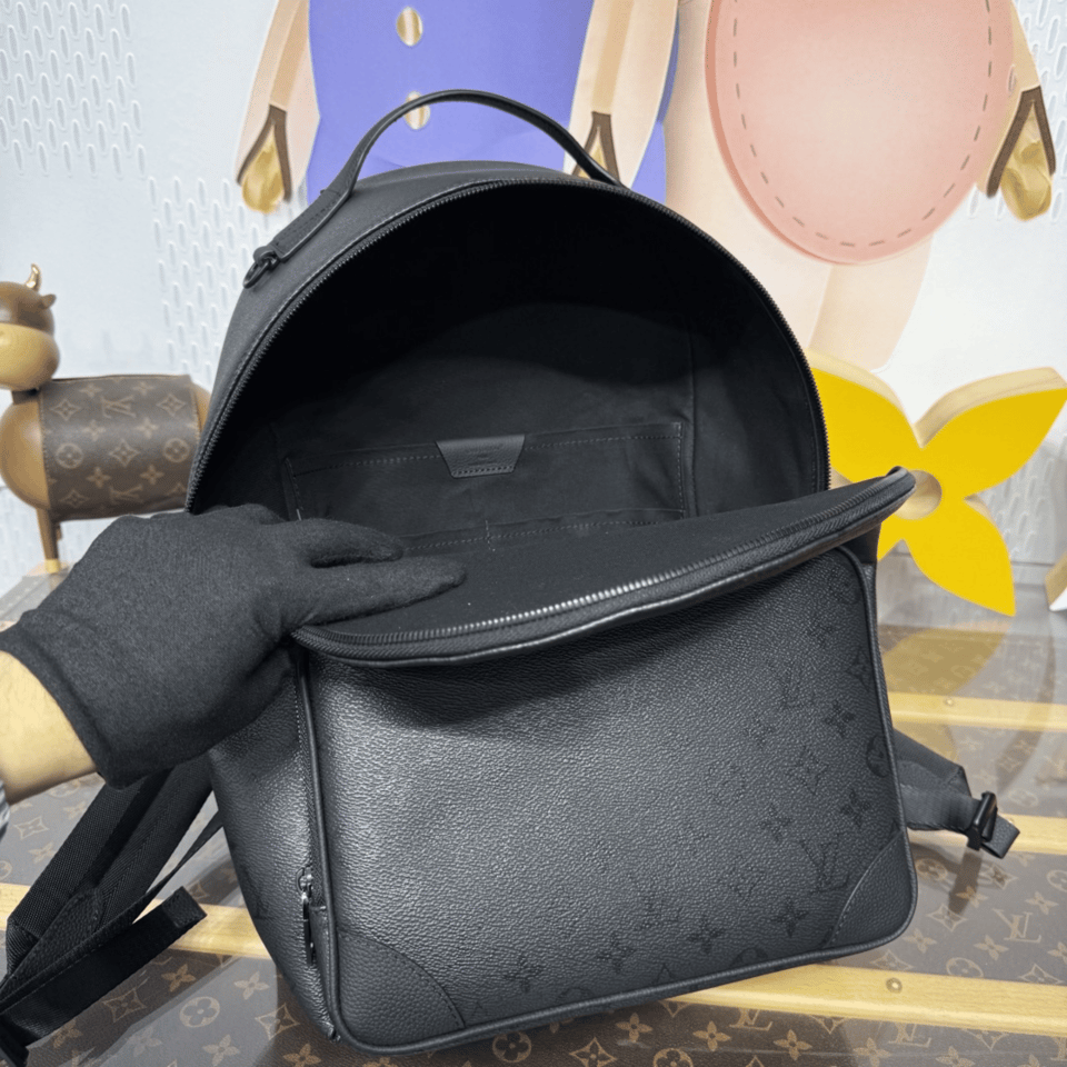 Louis Vuitton Discovery Backpack Monogram Midnight M26765 view 8