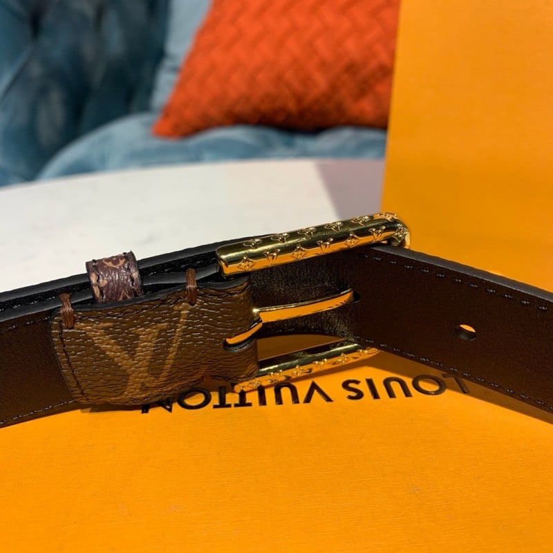 Louis Vuitton Daily LV 30mm Belt M0195U view 10