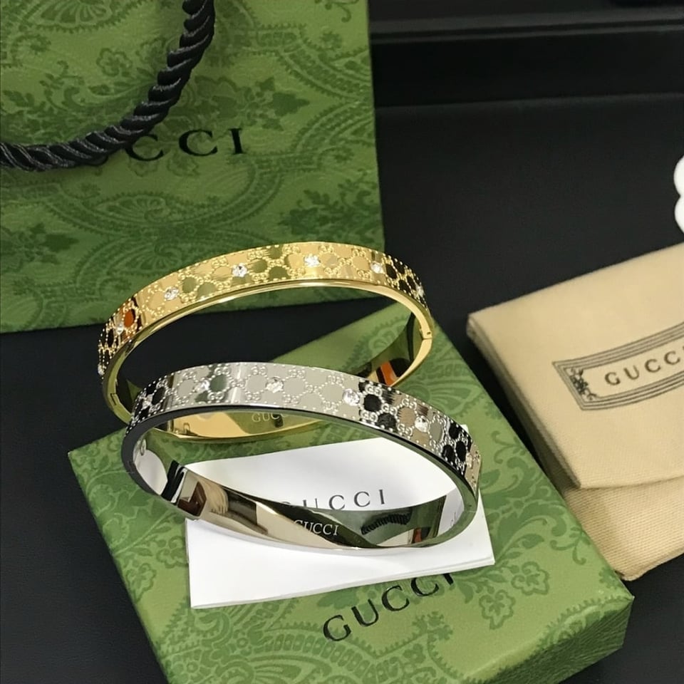 Gucci Cuff Bracelet 8Mm Silver view 5