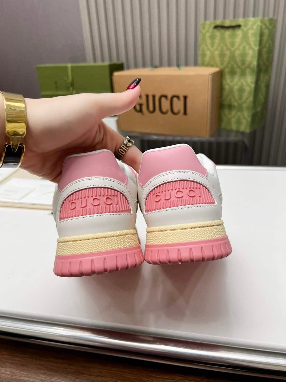 Gucci Women’S Distressed Effect Sneakers Pink view 7