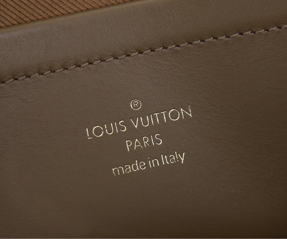 Louis Vuitton Utility Cross-Body Bag Brown 20cm view 10