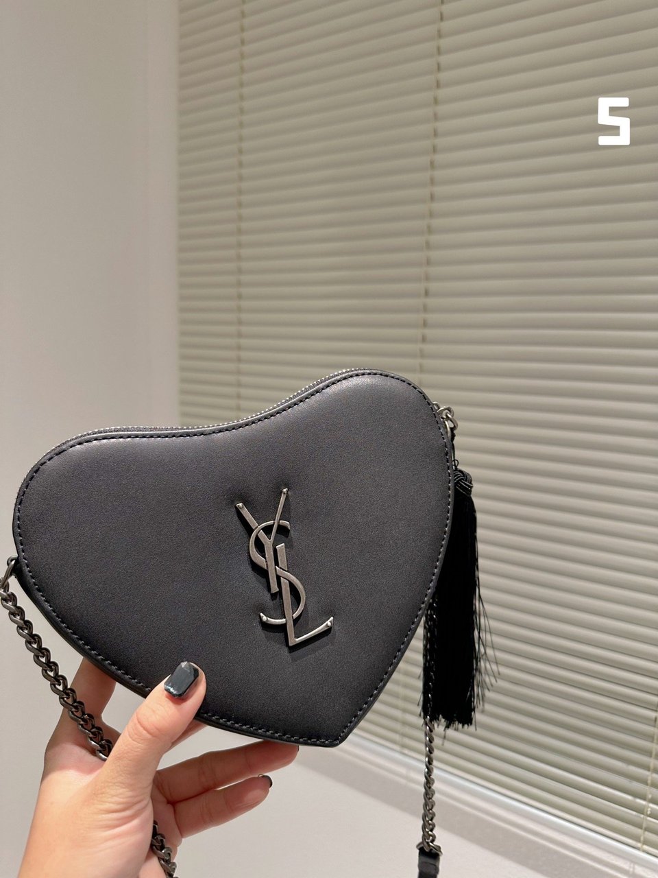 Saint Laurent Heart Bag In Smooth Leather Black view 8