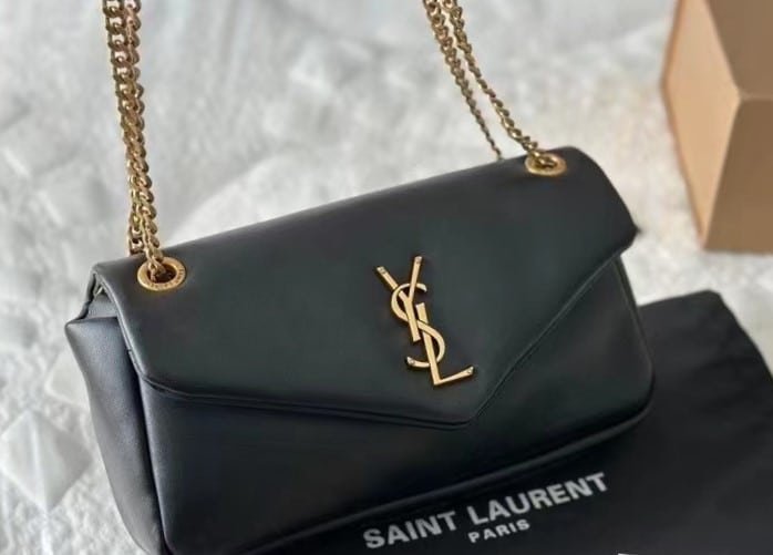 Saint Laurent Calypso Padded Leather Shoulder Bag Black 25Cm view 3