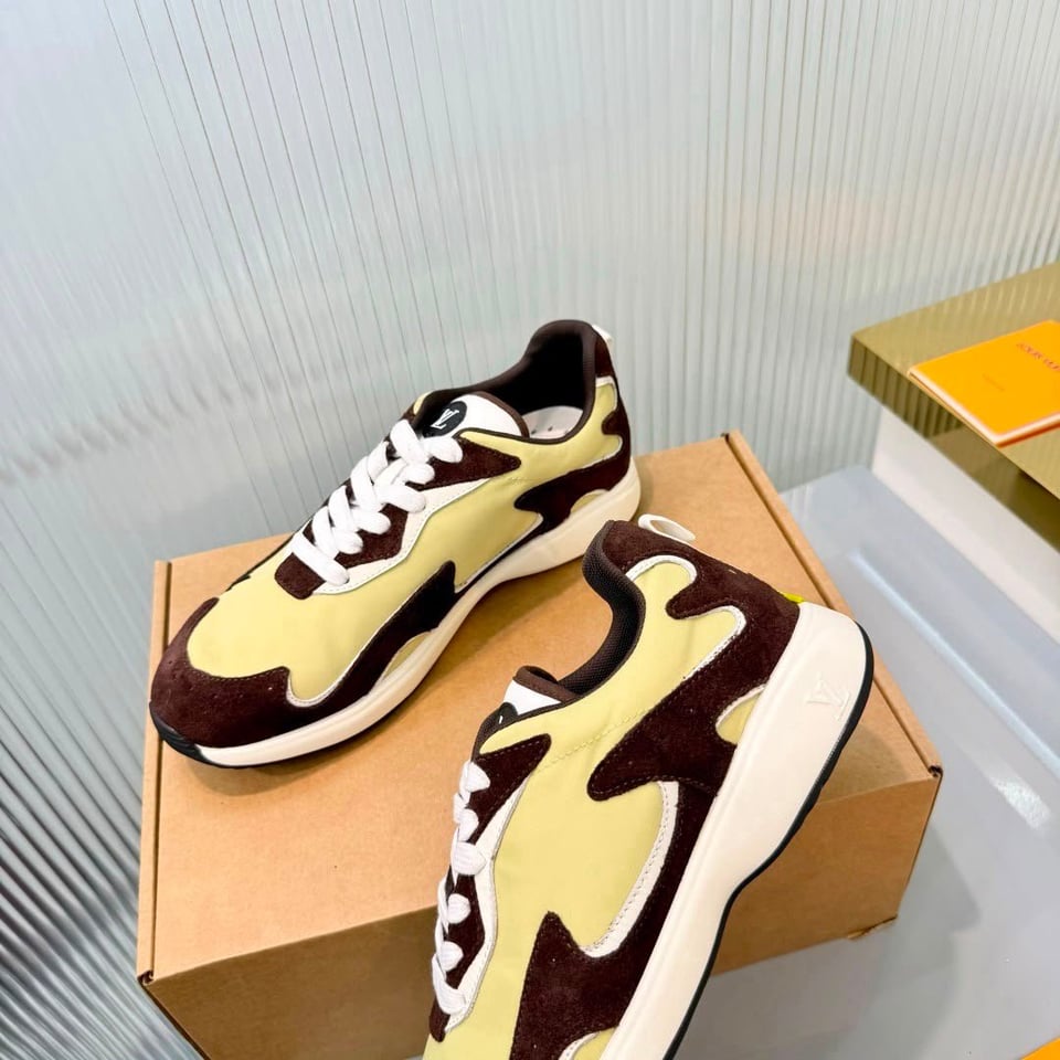 Louis Vuitton Drop 300 Sneakers Light Yellow Nylon 1AKP0J view 9