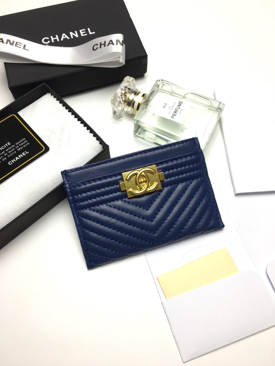 Chanel Line Card Holder 11.2 Navy Calfskin Gold Icon view 2