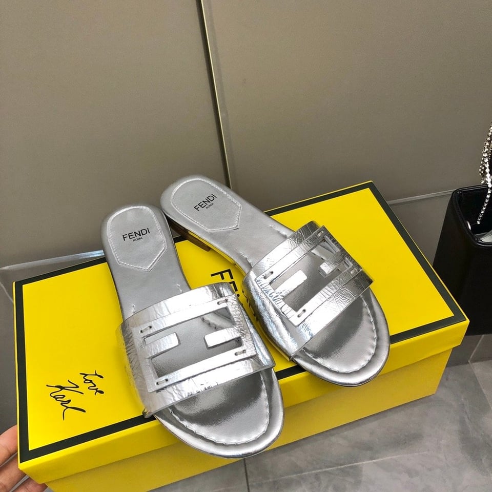 Fendi Baguette Silver Nappa Leather Slides 8R8136Ai16F0Ge7 view 4