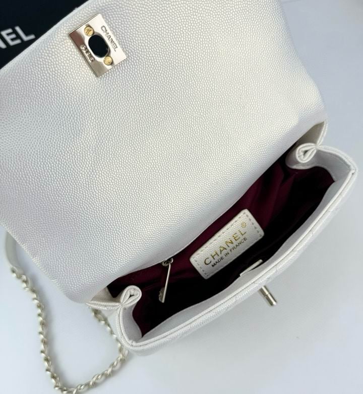 Chanel Coco Classic Flap Bag 24cm/9.4in Caviar Leather Silver Hardware – White. view 10