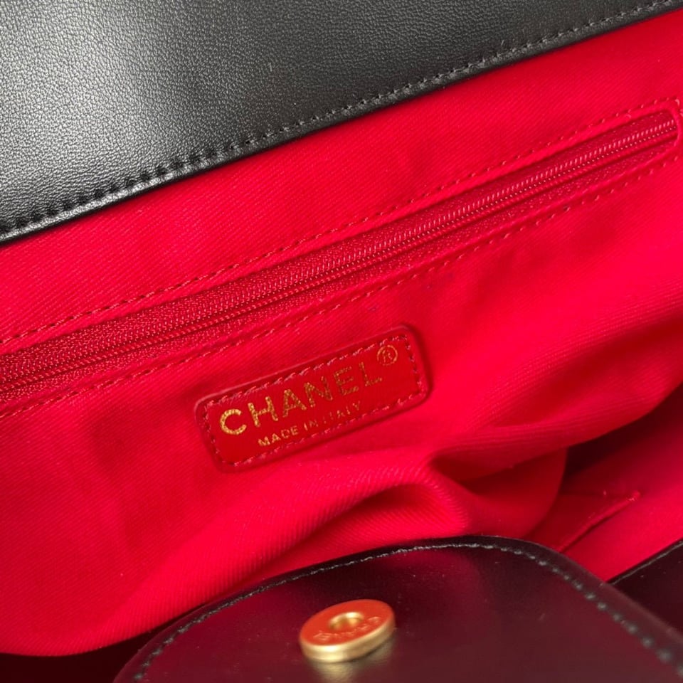 Chanel Shopping Bag 34Cm Black Calfskin Gold Hardware view 4