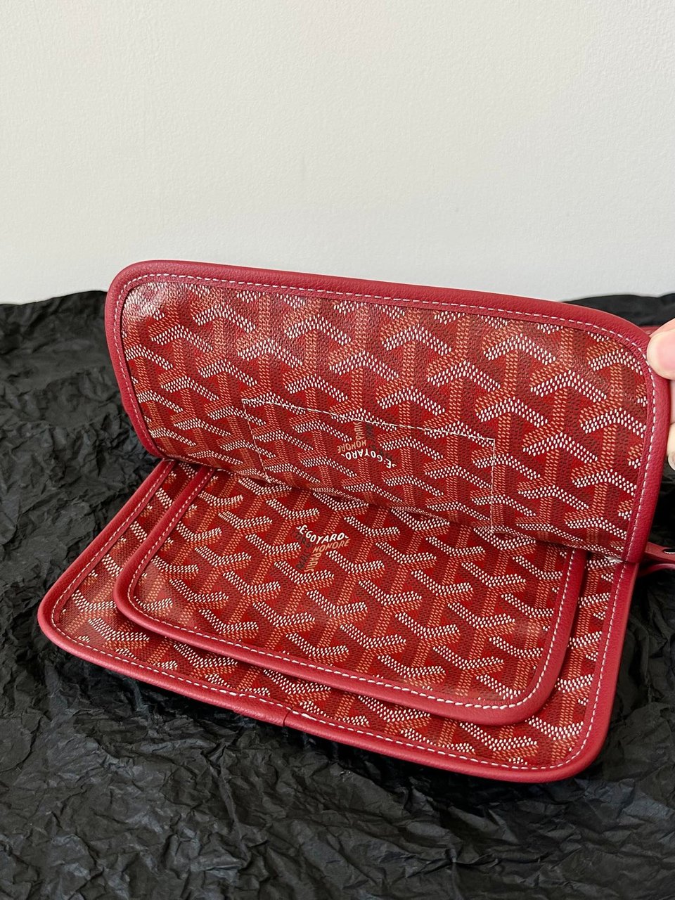 Goyard Plumet Pocket Wallet 20 Cm Classic Red Goyardine Canvas And Lambskin Trim view 9