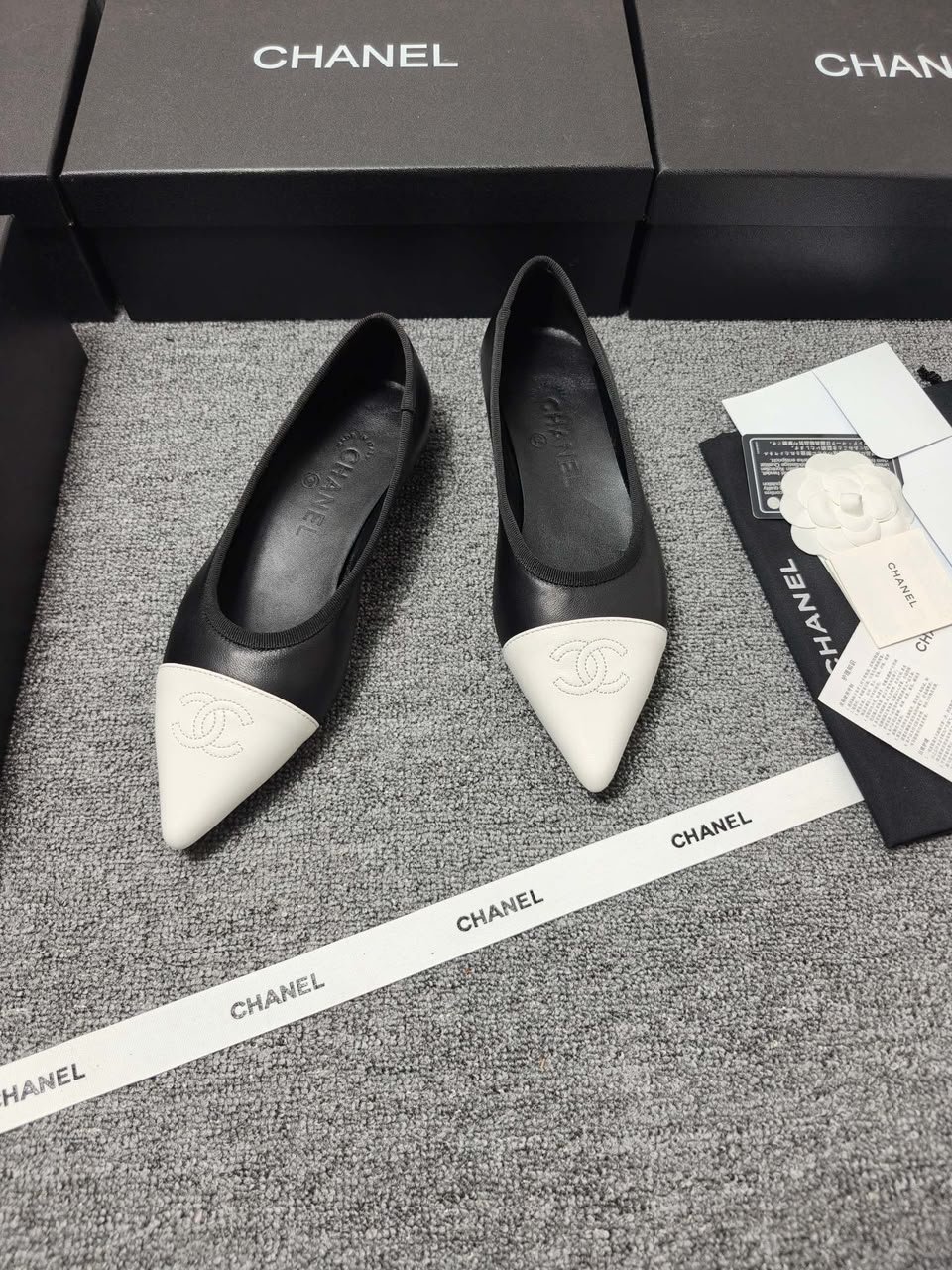 Chanel Pointed-Toe Ballerinas Black Lambskin view 4
