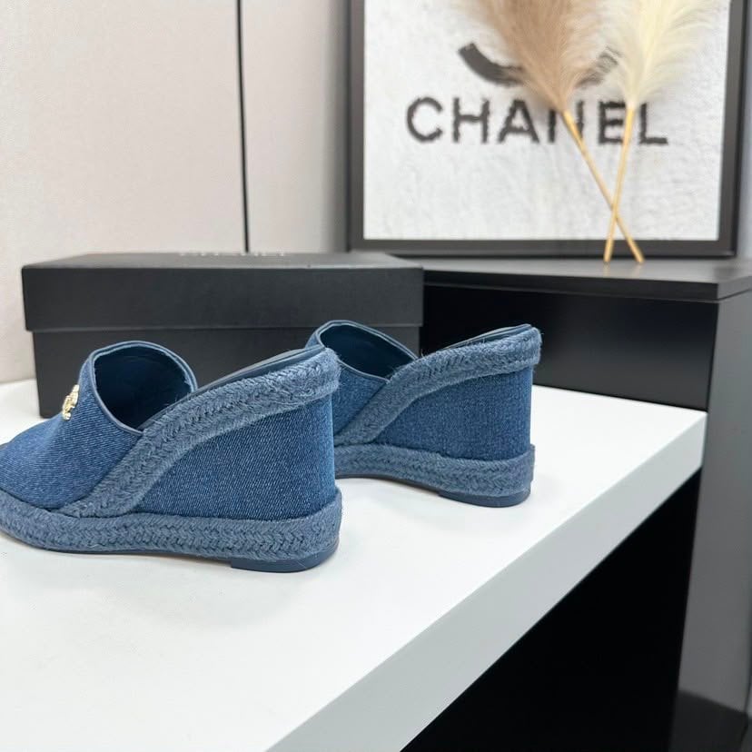 Chanel Denim Wedge Slingback Sandals Blue Denim G39832 view 6