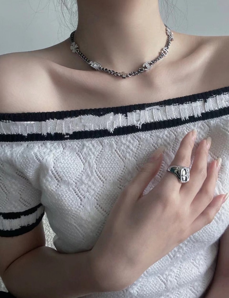Chanel Ruthenium Crystal Chain Cc Lucky Charms Choker Silver Necklace view 5