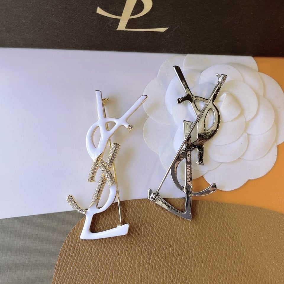 Saint Laurent Ysl Brooch White view 4