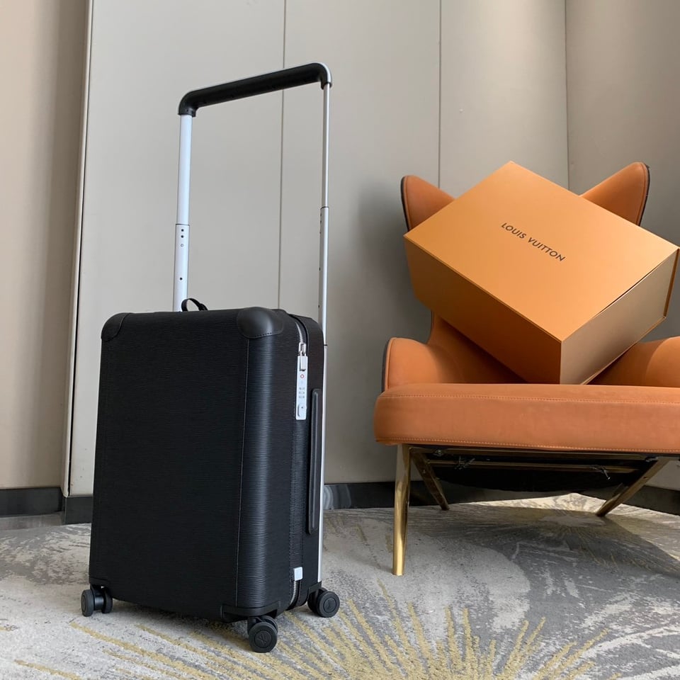 Louis Vuitton Horizon 55cm Epi Suitcase Black M23235 Unisex view 15