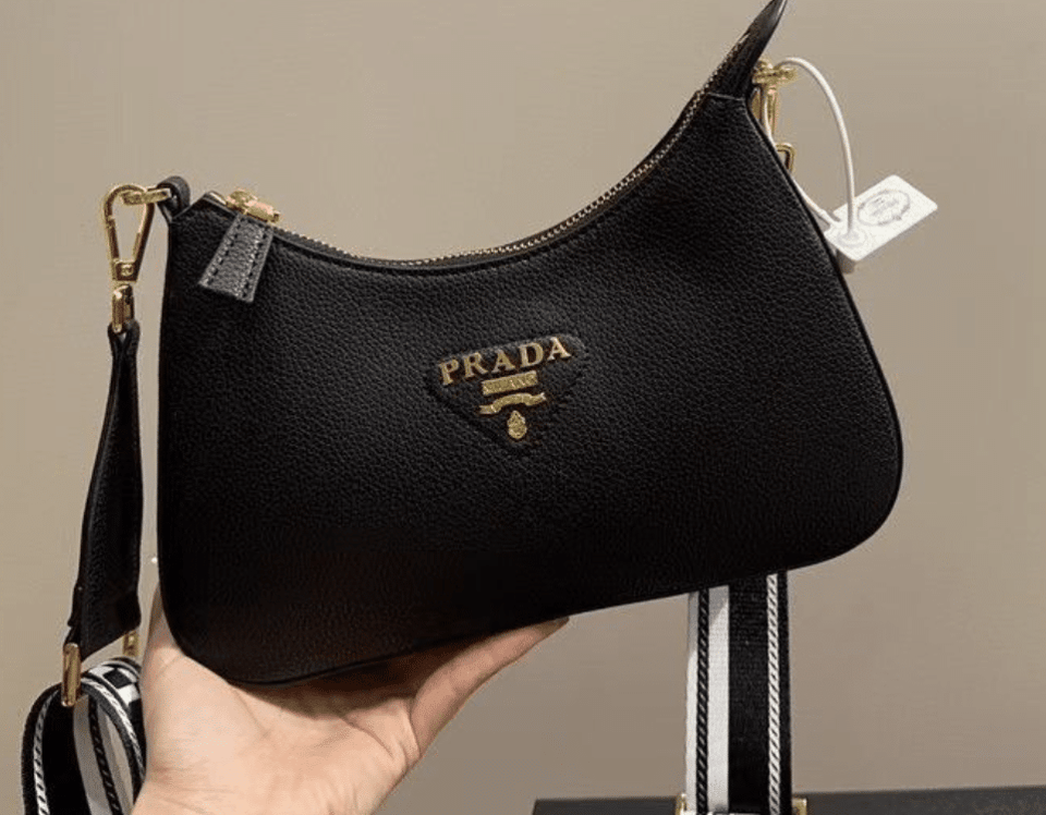 Prada Hobo Bag Black 23Cm view 3