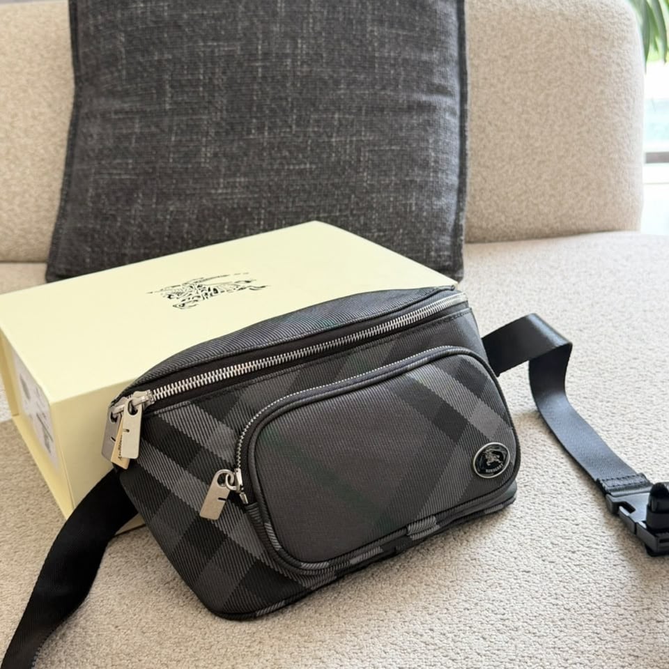 Burberry Gray ML Heritage Bag view 10