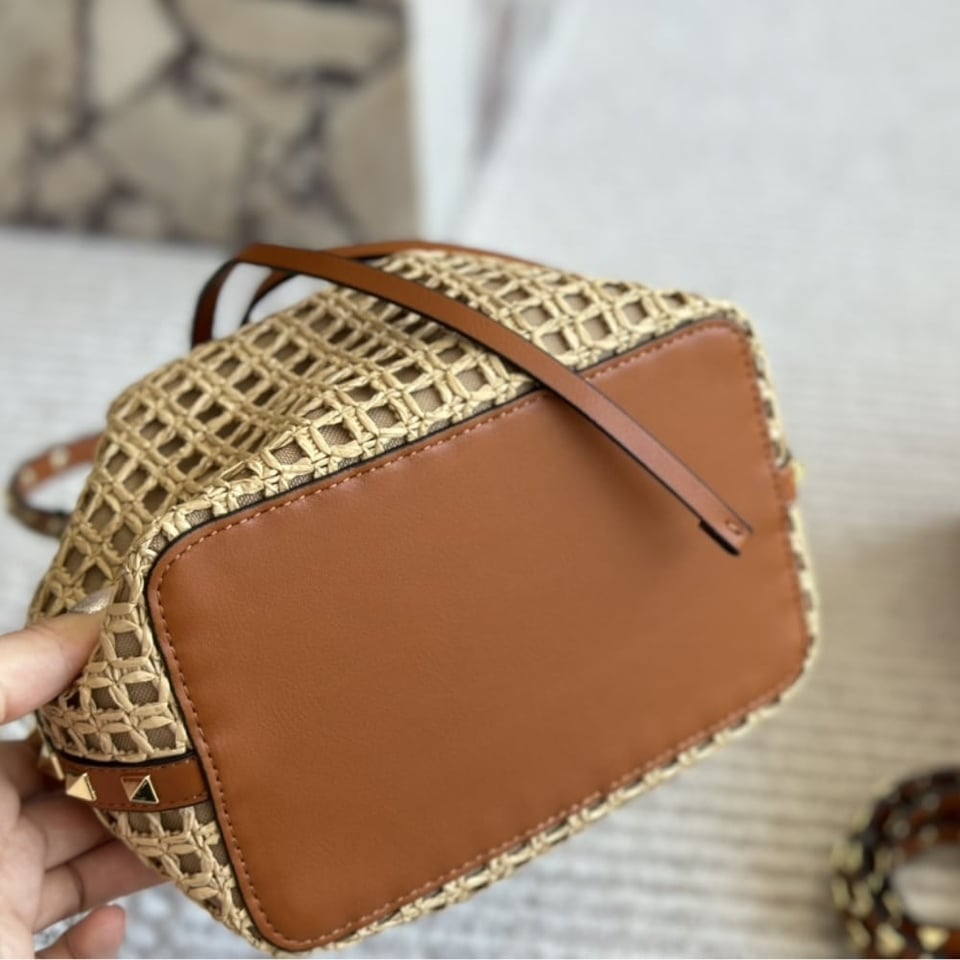 Valentino Rockstud Woven Bucket Bag Brown 19Cm view 5