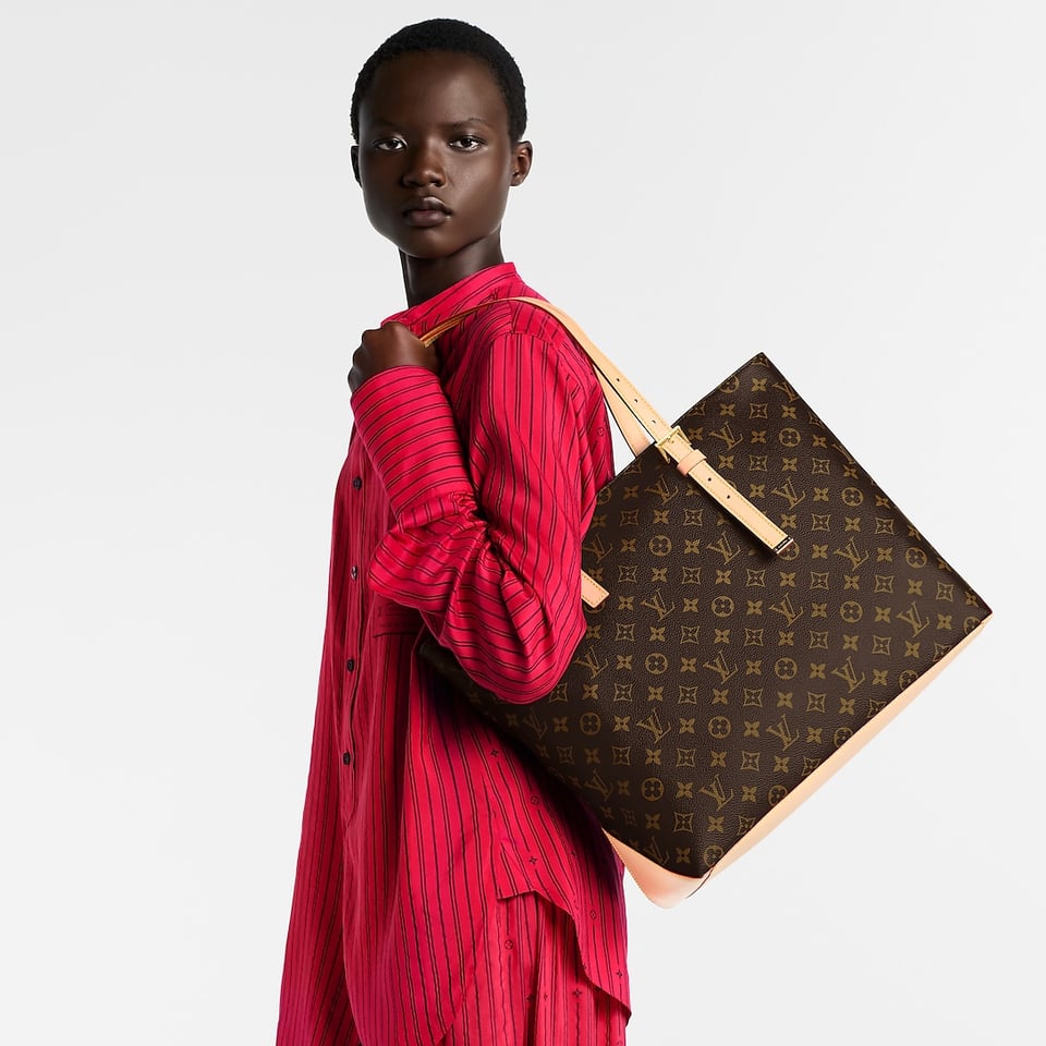 Louis Vuitton Mezzo M47134 view 4