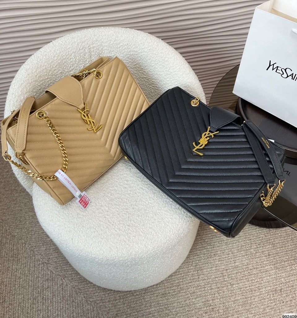 Saint Laurent Grain De Poudre Matelasse Chevron Shopping Bag Gold Hardware Beige 32Cm view 4