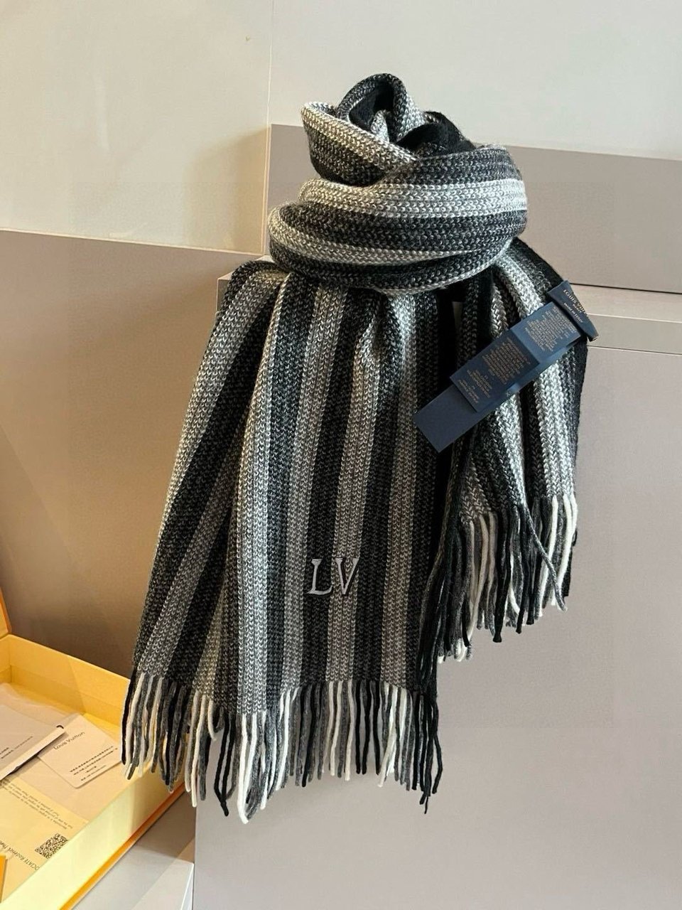 Louis Vuitton Khaki Graphic Scarf For Women 180cm view 4