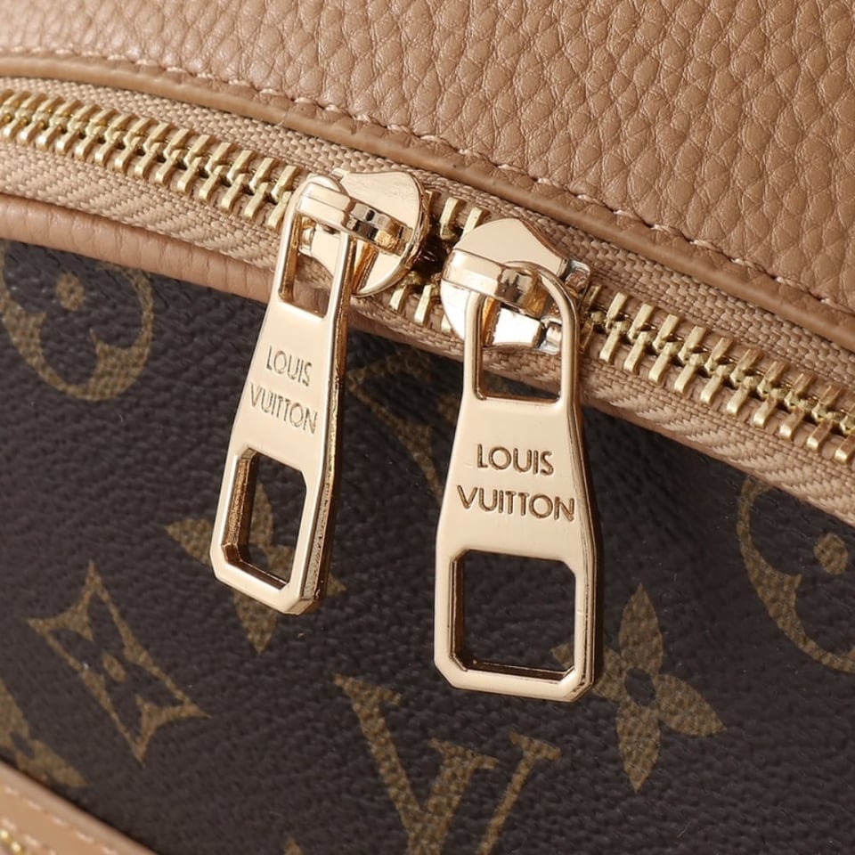 Louis Vuitton Outdoor Backpack 44Cm M12624 view 11