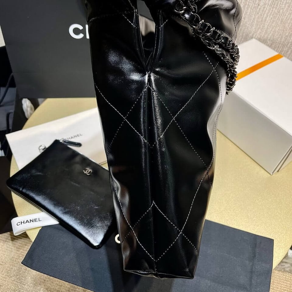 Chanel 22 Small Handbag Shiny Calfskin Black with Black logo view 8