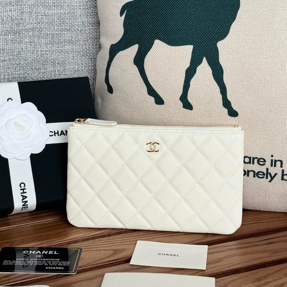 Chanel Zipped Wallet 20Cm White Quilted Caviar Gold Hardware