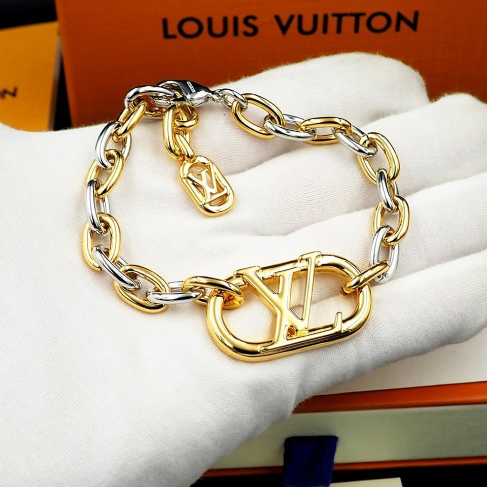Louis Vuitton Everyday Chain Lv Bracelet Gold And Silver view 4