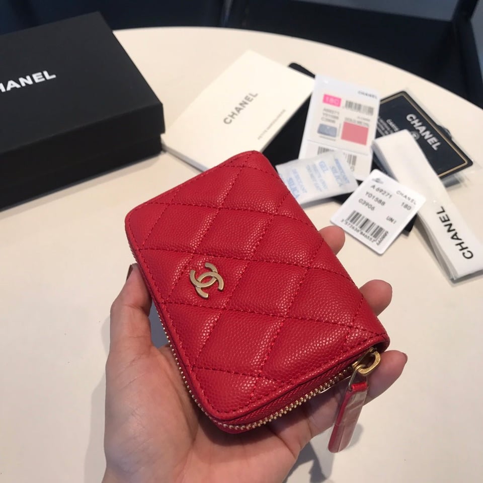 Chanel Zipped Coin Basic Purse 11 Red Calfskin Gold Icon view 6
