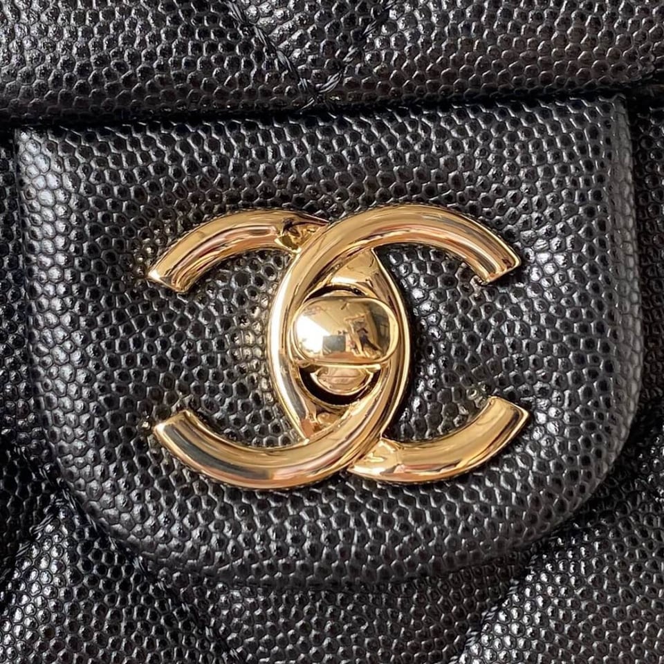 Chanel Small Flap Kelly Bag With Top Handle in Grained Calfskin view 7