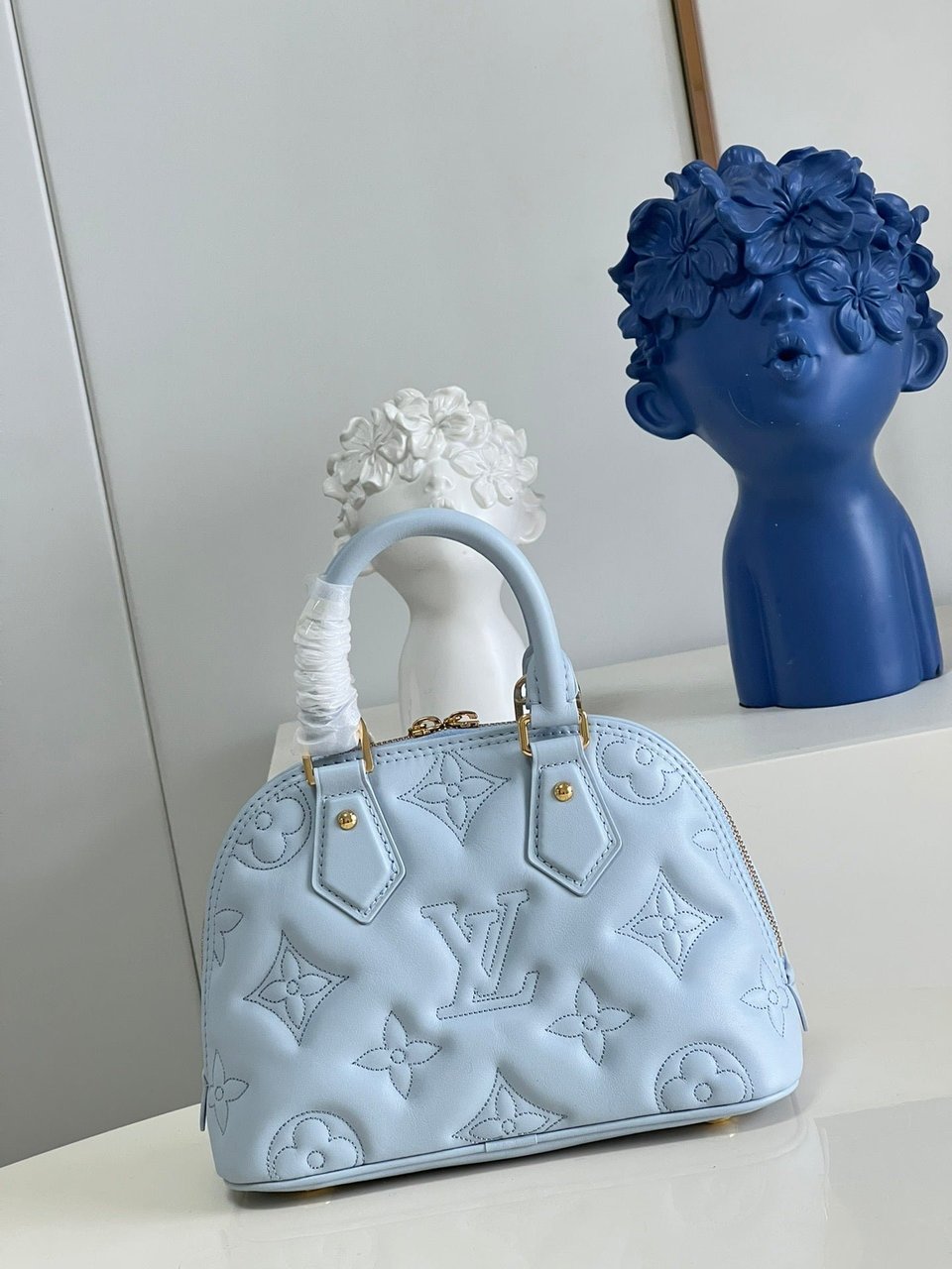 Louis Vuitton Alma Bb 24Cm Blue view 7