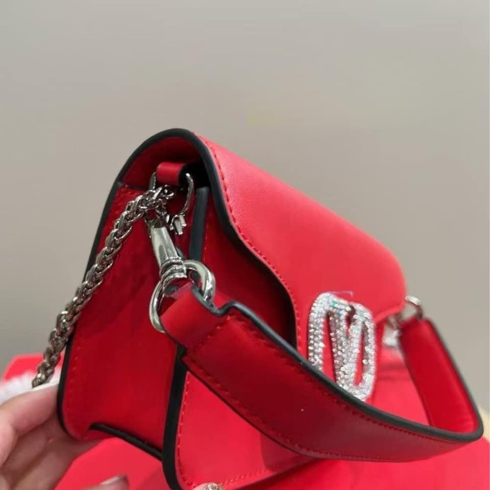 Valentino Locò Small Shoulder Bag In Red view 3