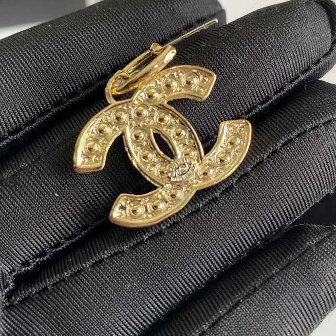 Chanel Cc Earrings view 9