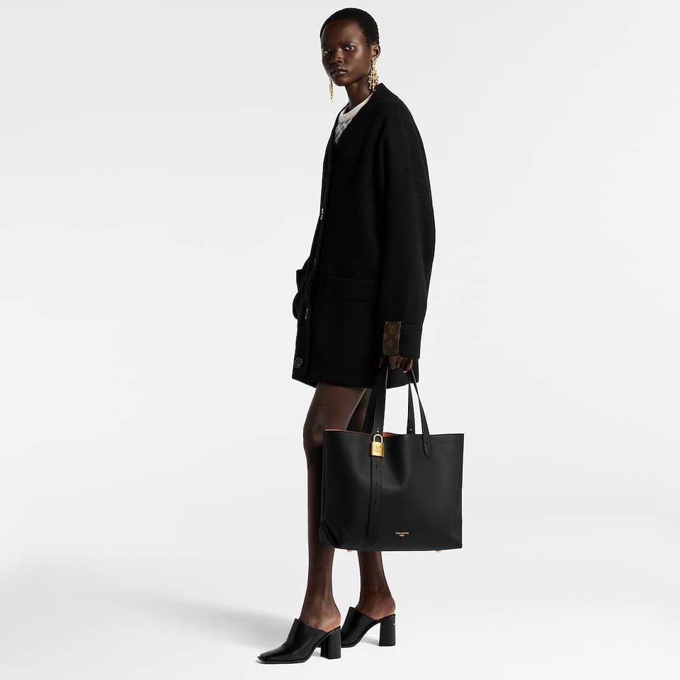 Louis Vuitton Low Key Cabas Mm 47cm/ 18.5in Black M25341 view 8