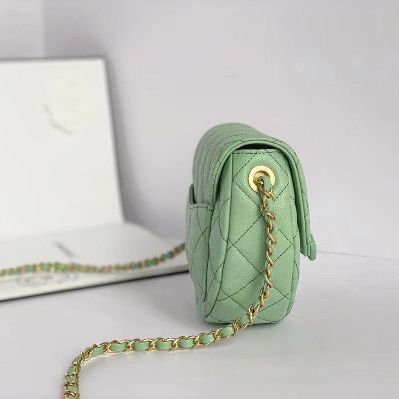 Chanel Mini Messenger 19Cm Light Green Caviar view 6