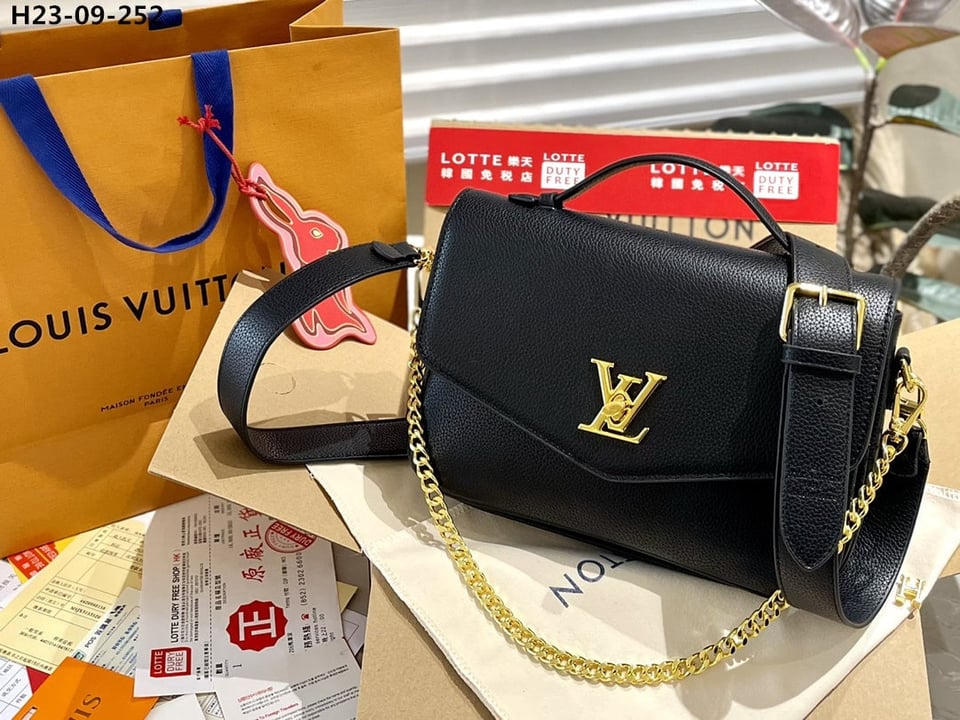 Louis Vuitton Oxford Bag Black 25Cm M22735 view 9