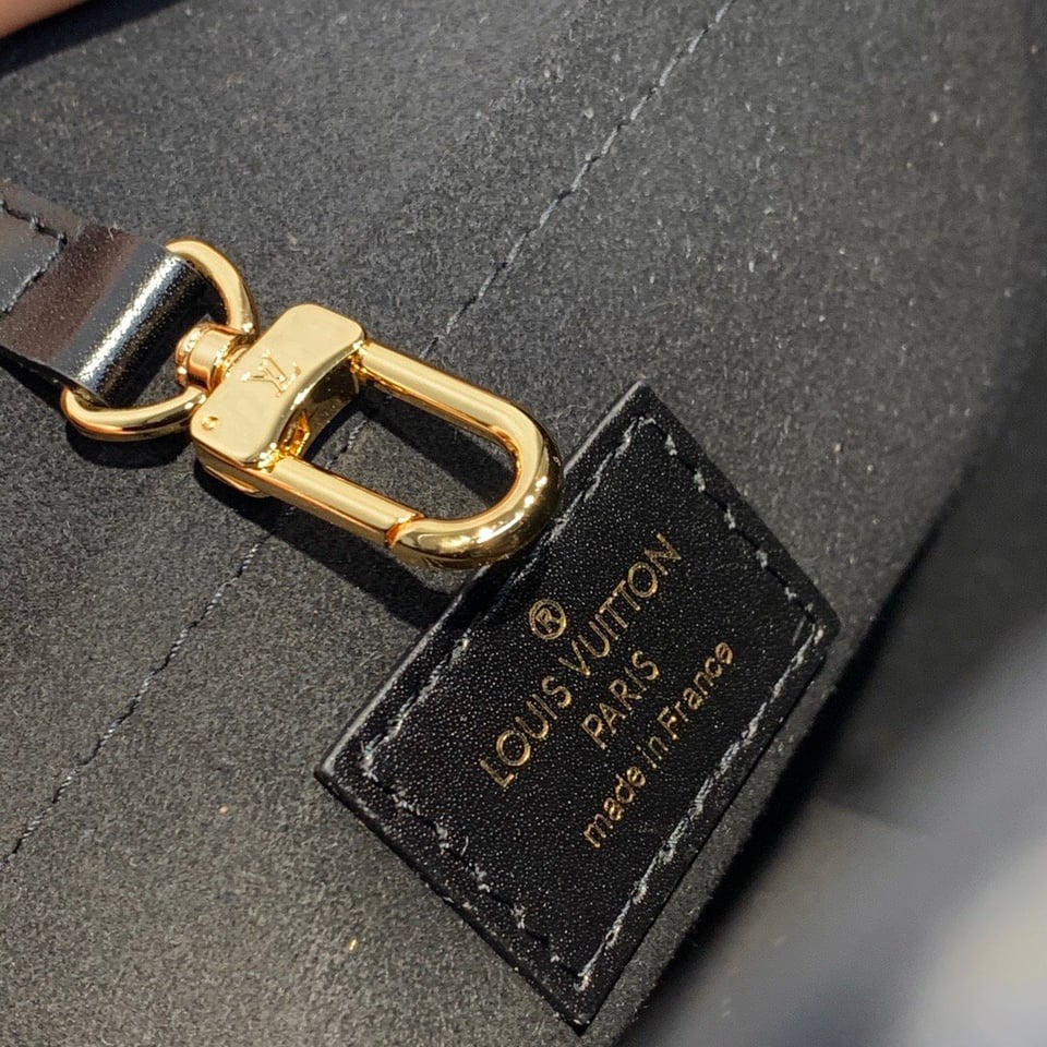 Louis Vuitton Petit Bucket 24Cm Black M59961 view 11