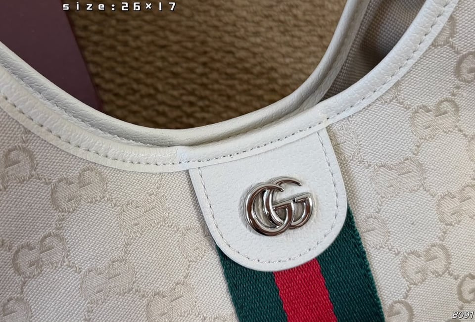 Gucci Giglio Small Tote Bag 25cm/9.8in Ivory GG Canvas 860845 view 9