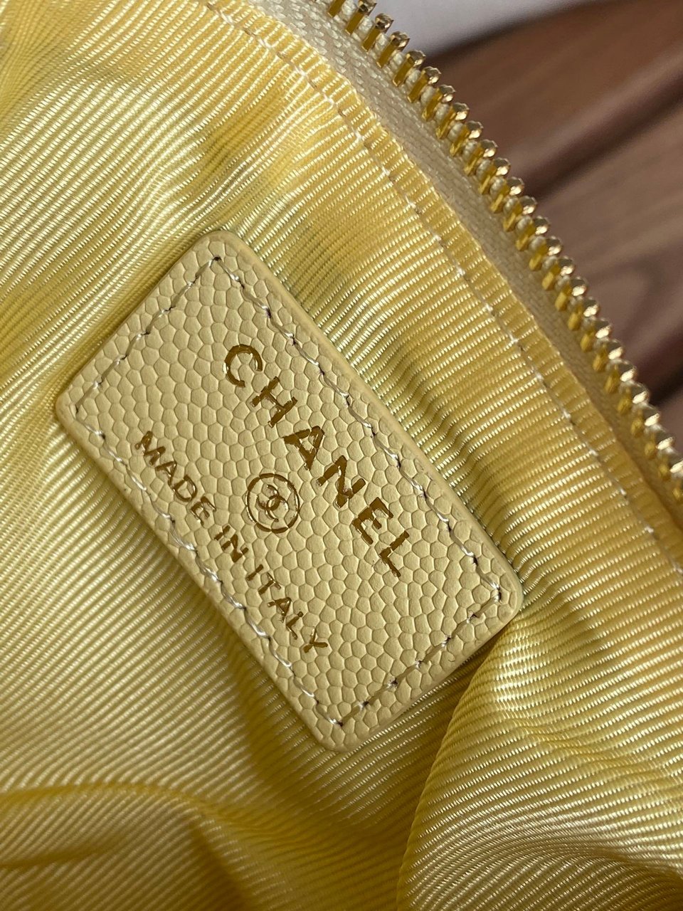Chanel Zipped Wallet 15 Yellow Caviar Gold Hardware view 5