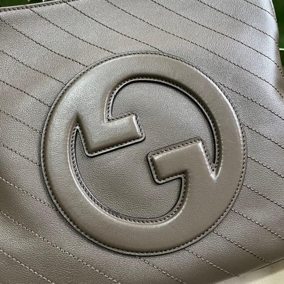 Gucci Blondie Small Tote Bag view 10