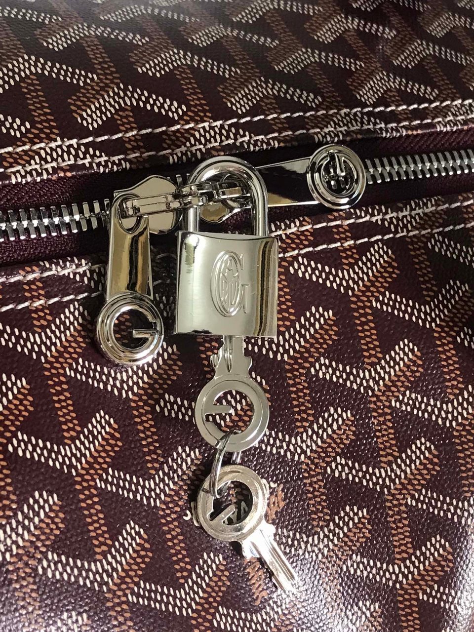 Goyard Boston 50 Bag Cm Wine Red Goyardine Canvas And Calfskin Trim view 3