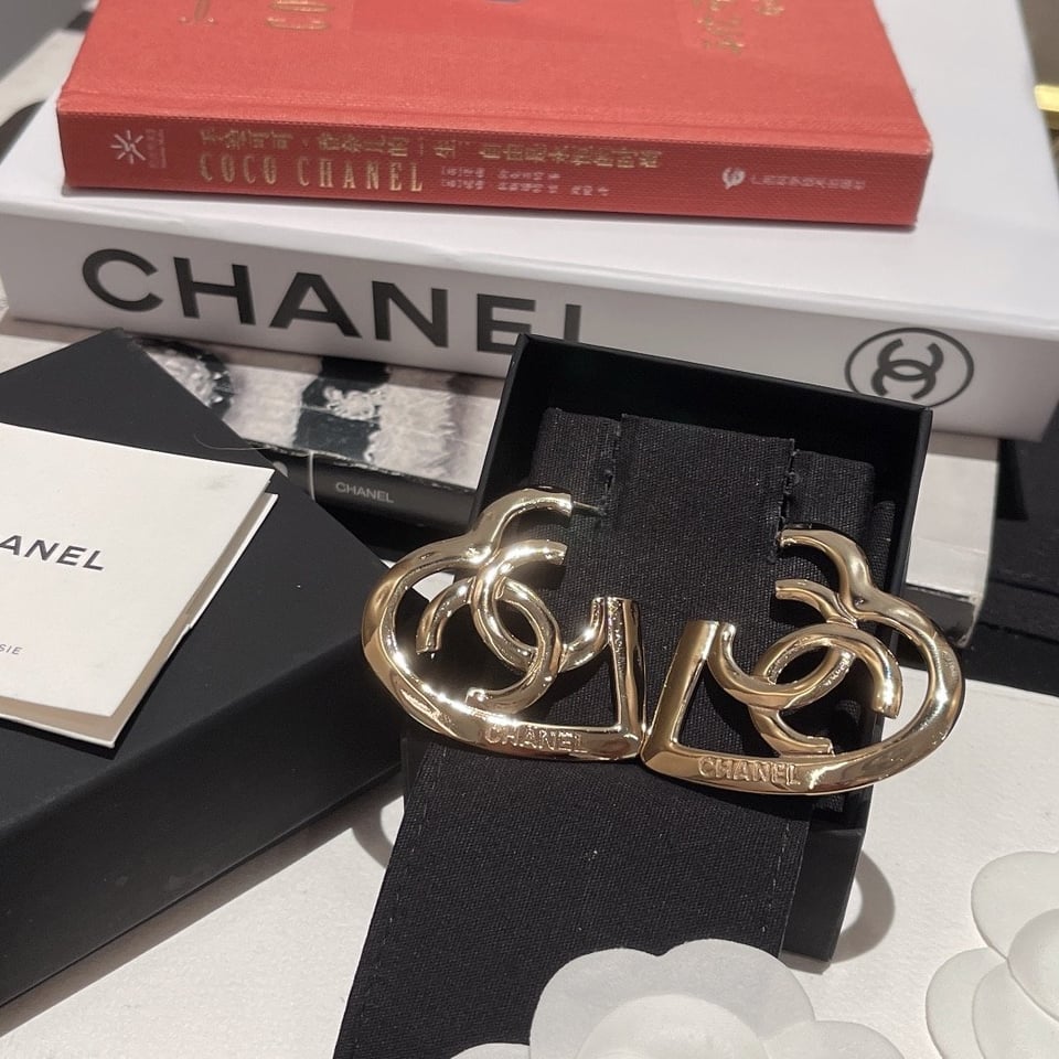 Chanel Cc Earrings view 2